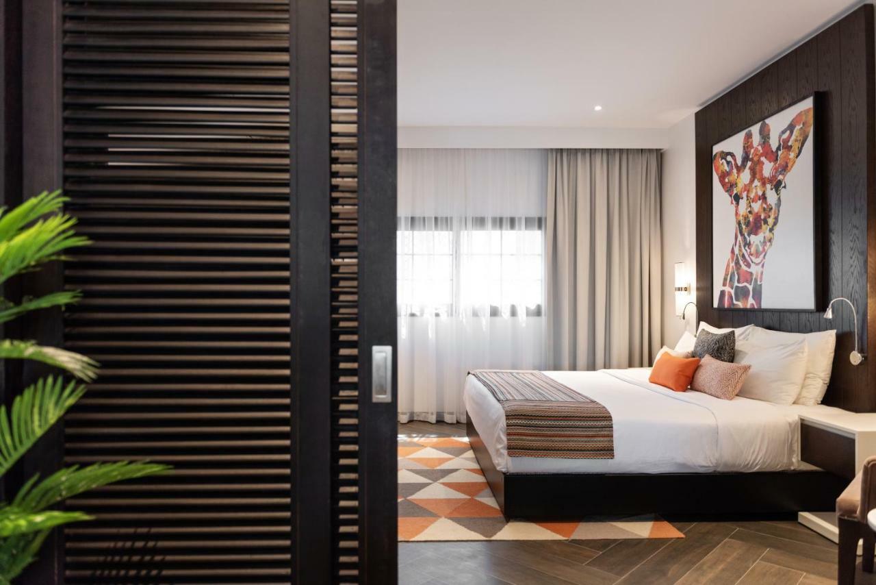 Premium Giraffe Arena Chalet Includes Complimentary Emirates Park Zoo Entry Tickets
